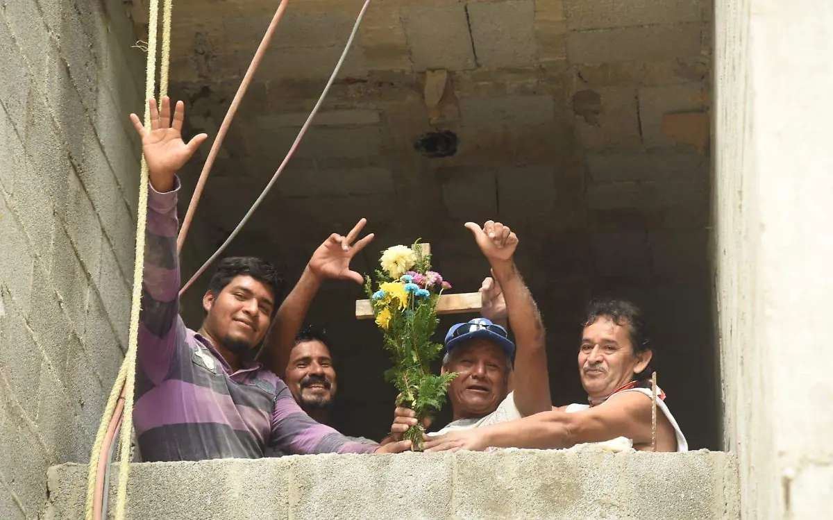 Salud y trabajo son las principales peticiones de los albañiles en su día José Luis Tapia (3)